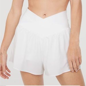 White NWOT Aerie Offline Flowy Shorts